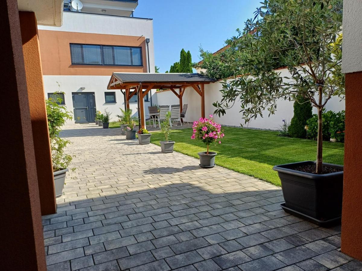 Appartments Gartenblick Illmitz Exterior photo